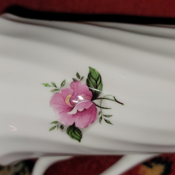 Happy 95th Birthday Purple and Blue Floral China Mug - Picture 4 of 6